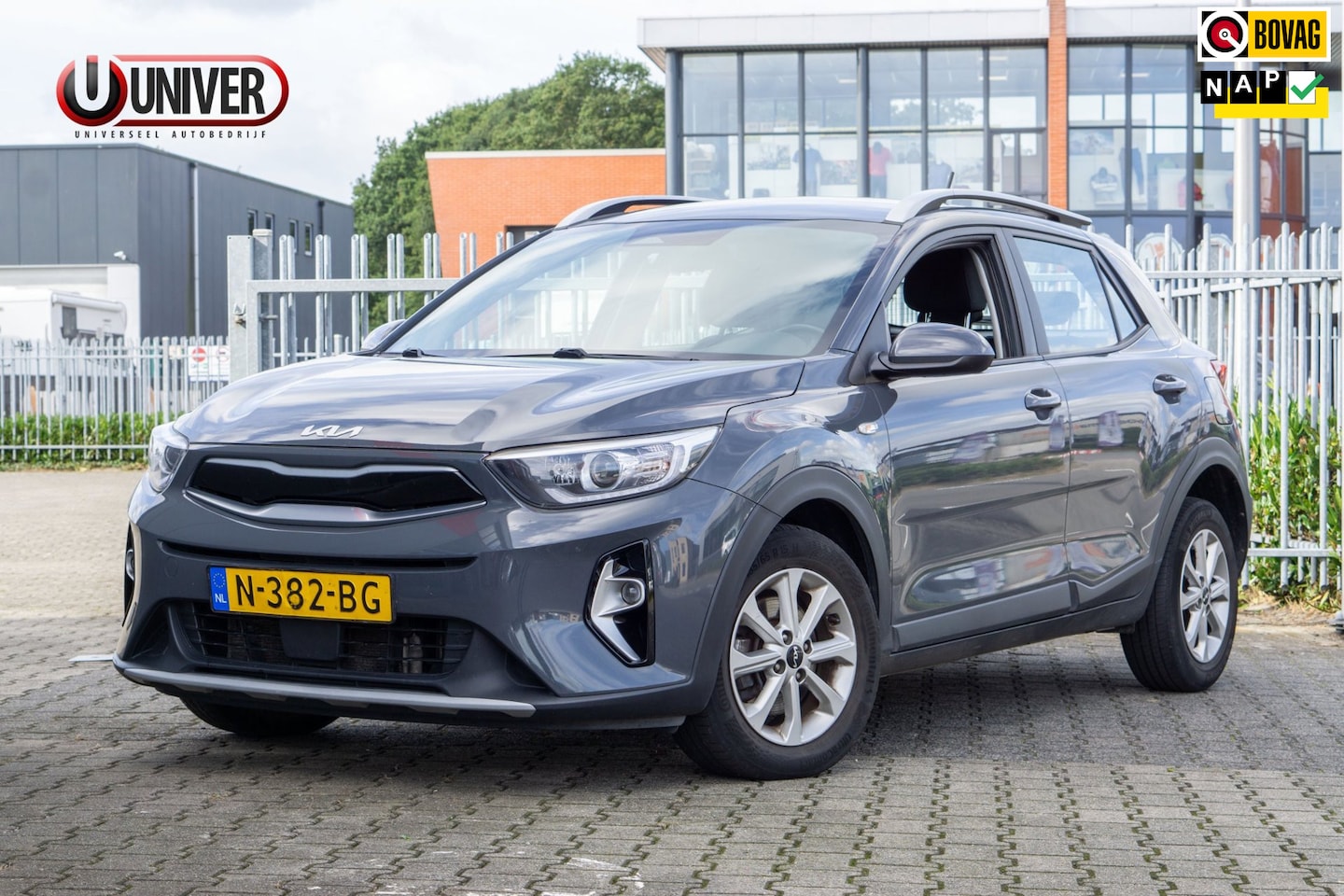 Kia Stonic - 1.0 T-GDi MHEV DynamicLine CARPLAY/ANDROID/CAMERA/CRUISE - AutoWereld.nl