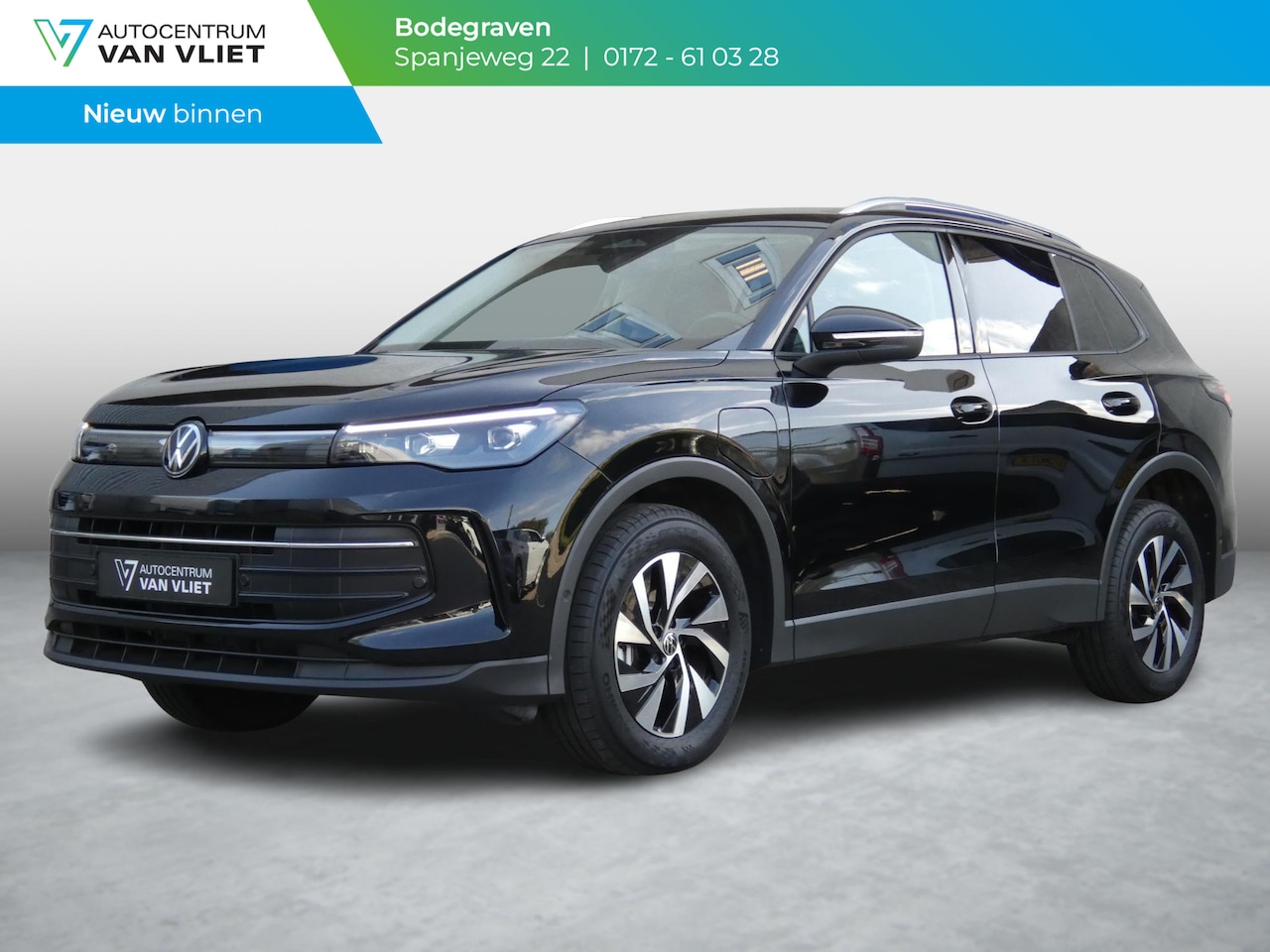 Volkswagen Tiguan - 1.5 eHybrid Life Edition | TREKHAAK | APPLE CARPLAY | NAVIGATIE | - AutoWereld.nl