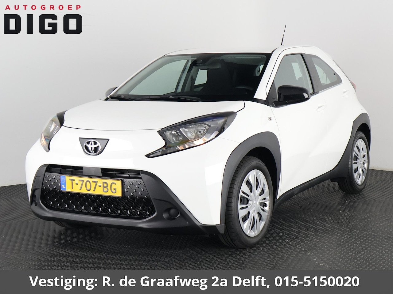 Toyota Aygo X - 1.0 VVT-i MT Play | SLECHTS 5.300 KM! | Apple Carplay & AndroidAUTO | Camera | 1e eigenaar - AutoWereld.nl