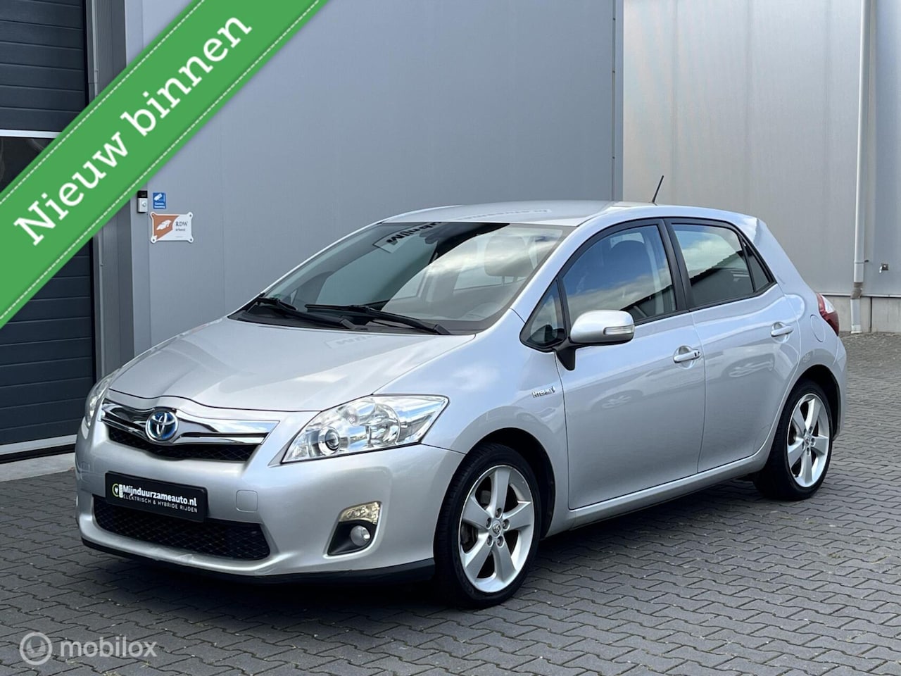 Toyota Auris - 1.8 Full Hybrid aut. Trekhaak, Dealer ond, 1ste - AutoWereld.nl