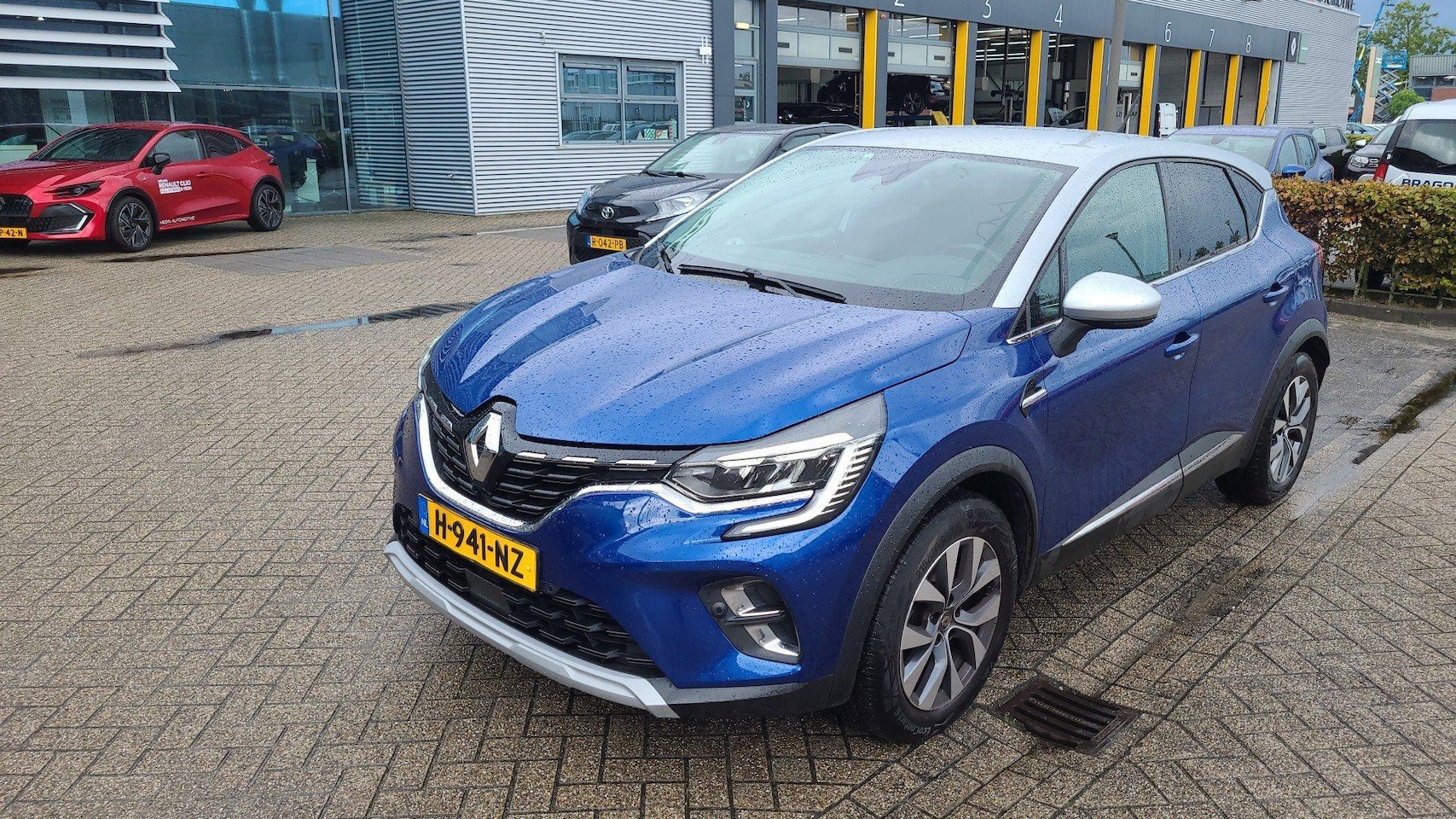 Renault Captur - 1.0 TCe 100 Intens |Navigatie|Camera| Afneembare trekhaak|Climatronic| - AutoWereld.nl