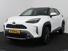 Toyota Yaris Cross - 1.5 Hybrid Adventure | Navigatie | Trekhaak | Panoramadak | JBL | BLS | PDC | Head-up | St