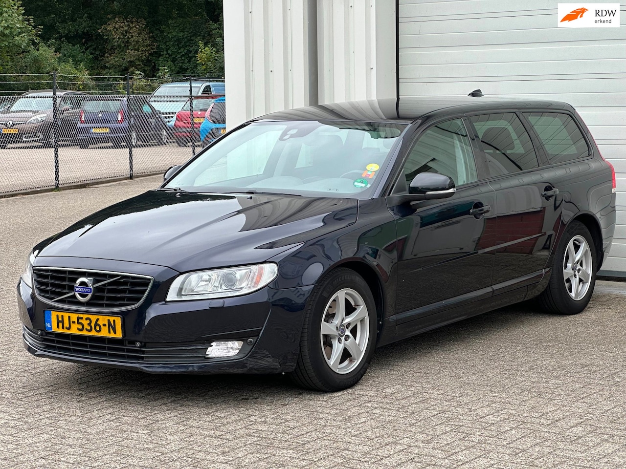 Volvo V70 - 2.0 D4 Edition, Xenon, Leder, Virtual, Navi, Clima ! - AutoWereld.nl