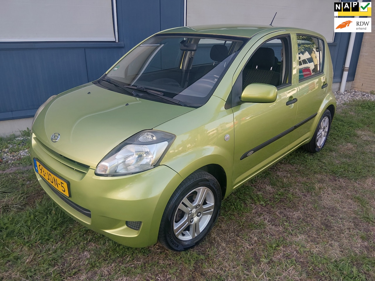 Daihatsu Sirion 2 - 1.0-12V Premium 2009 - AutoWereld.nl
