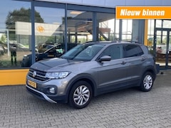 Volkswagen T-Cross - 1.0 TSI Life - Navi/Apple/Android - trekhaak - all season