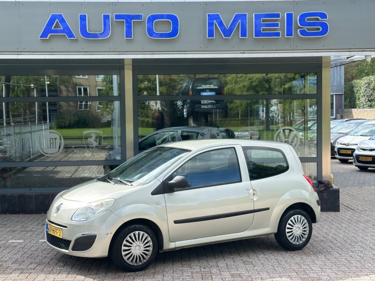 Renault Twingo - 1.2 Authentique Airco - AutoWereld.nl