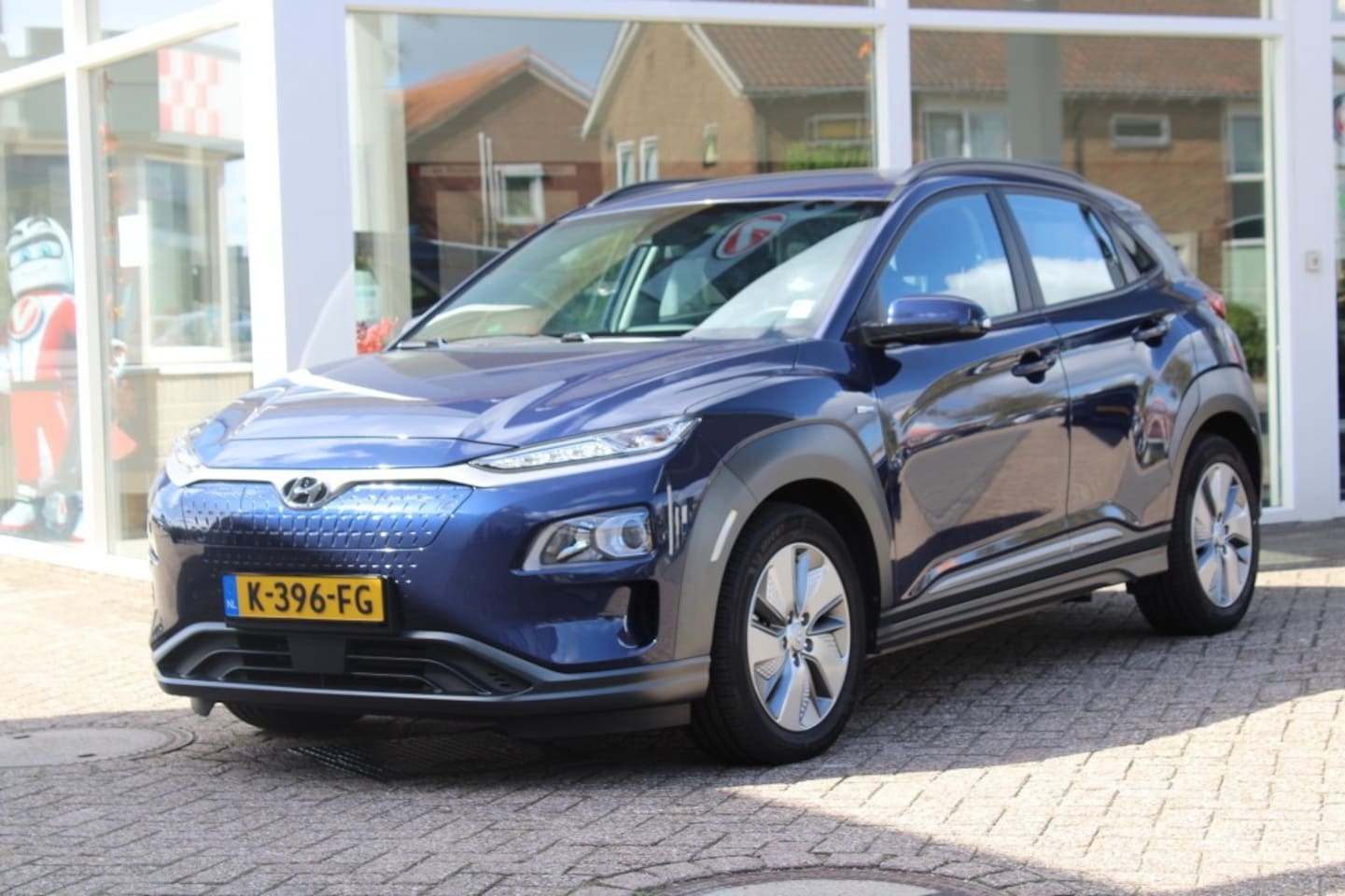 Hyundai Kona - EV Limited 64 kWh Elektrisch rijden SOH 100% - AutoWereld.nl