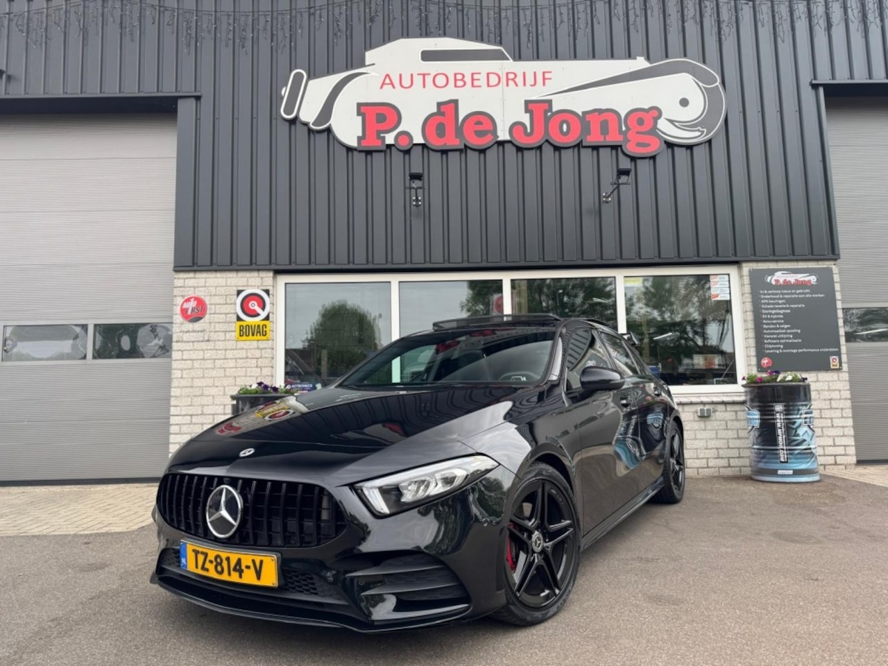Mercedes-Benz A-klasse - 200 AMG Aeropakket Panorama Alcantara Camera ACC origineel Nederlands! - AutoWereld.nl
