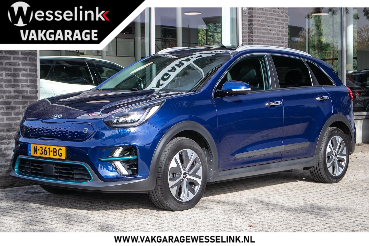 Kia e-Niro - DynamicPlusLine 64 kWh | Schuif l kantel dak | Trekhaak | - AutoWereld.nl