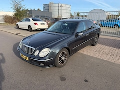 Mercedes-Benz E-klasse - 320 Avantgarde BENZIN NAVI/CLIMA