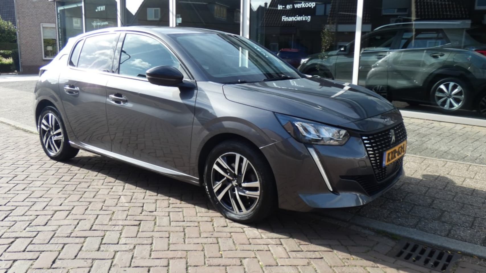 Peugeot 208 - 1.2 Pure-Tech  Active / Clima * Cruise * Led Verlichting * Apple-Carplay *  L.M.V * Camera - AutoWereld.nl