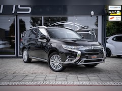 Mitsubishi Outlander - 2.4 PHEV Intense+|Trekh|Pano|Dealer Onderhouden|Camera|Stoel/Stuurverwarming|Dab|