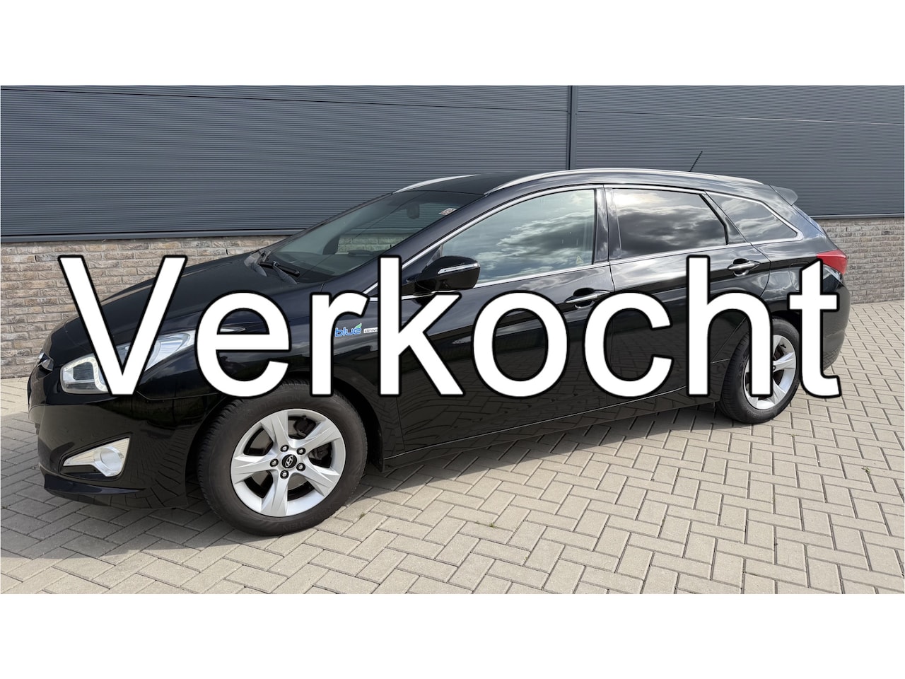 Hyundai i40 Wagon - 1.6 GDI Blue Business Edition Camera / elektrische stoelverstelling / APK Juli 2027 - AutoWereld.nl