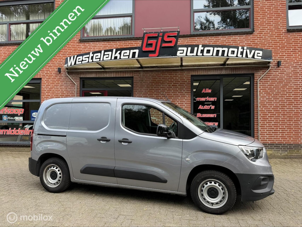 Opel Combo - 1.5D L1H1 Edition 1.5D L1H1 Edition - AutoWereld.nl