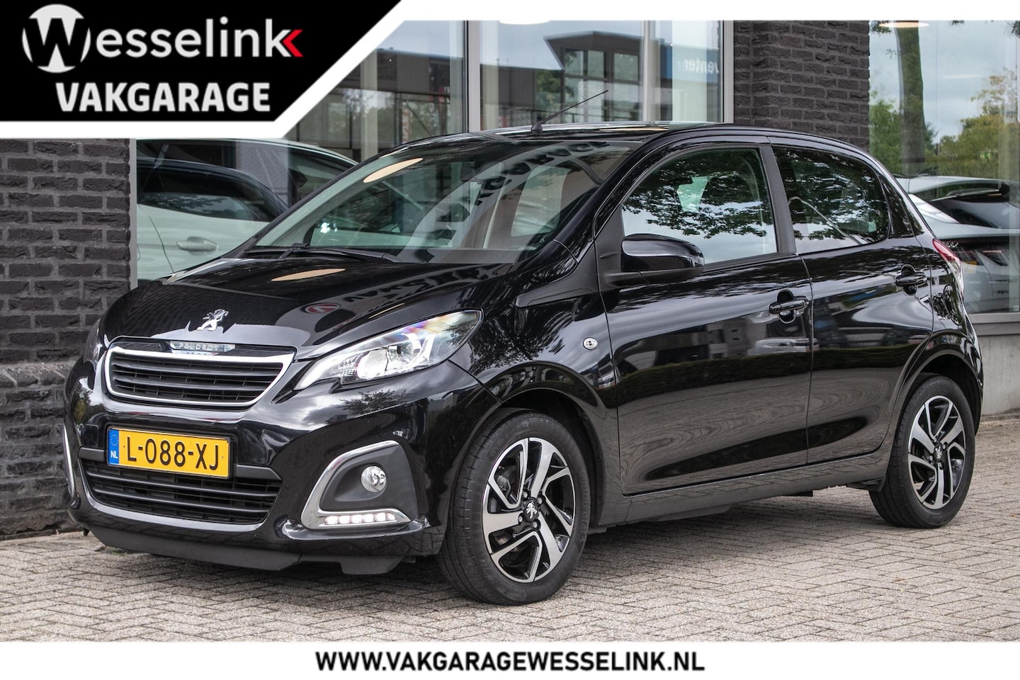 Peugeot 108 - 1.0 e-VTi Allure 1.0 e-VTi Allure - AutoWereld.nl