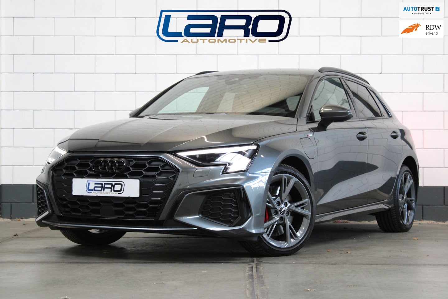 Audi A3 Sportback - 45 TFSI e S-line 245pk | RS-stoelen Elek. B&O HuD Trekhaak Matrix Massage Sfeer Cam CarPla - AutoWereld.nl