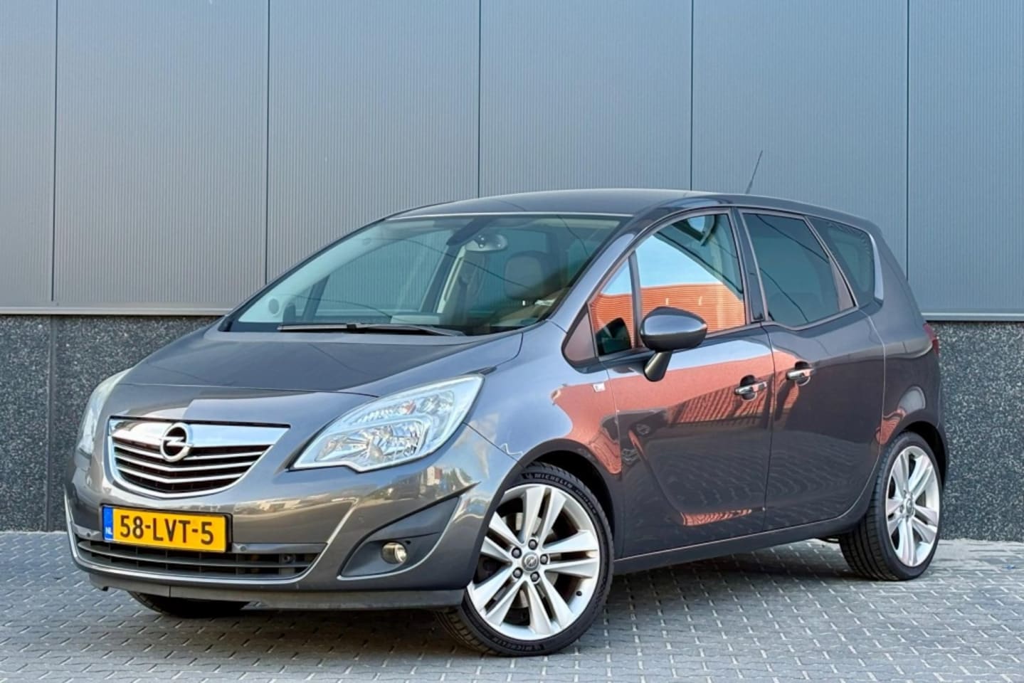 Opel Meriva - 1.4 Turbo Cosmo trekhaak | elektr. ramen | airco | NAP - AutoWereld.nl