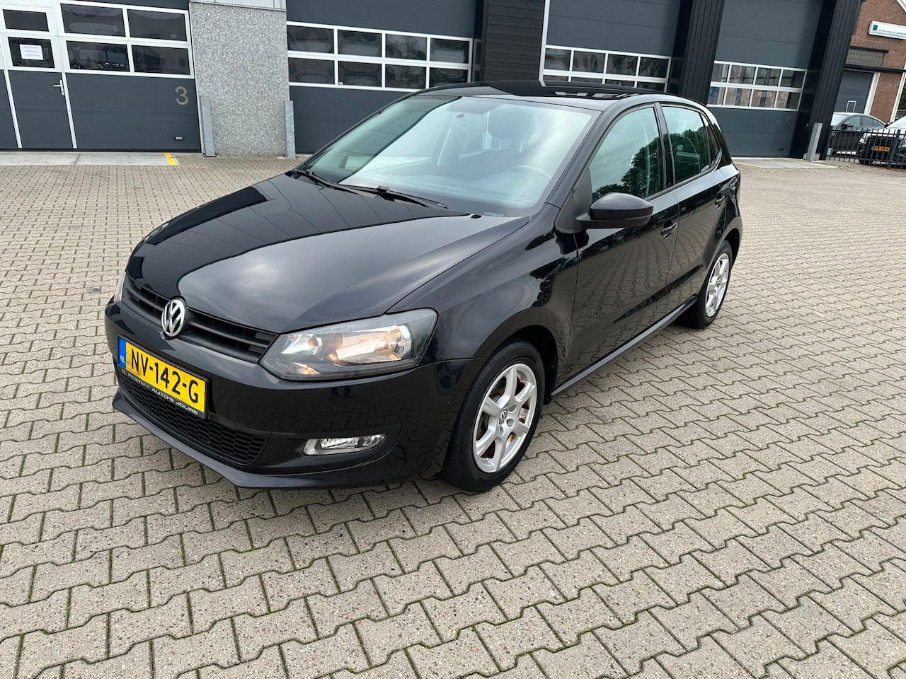 Volkswagen Polo - 1.2-12V Trendline 1.2-12V Trendline - AutoWereld.nl