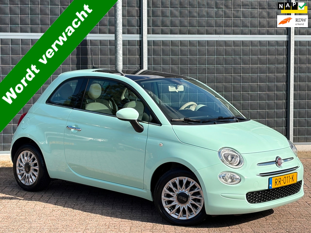 Fiat 500 - 0.9 Turbo |Lounge | Pano |CarPlay | Verde Lattementa | incl. 12 mnd garantie - AutoWereld.nl