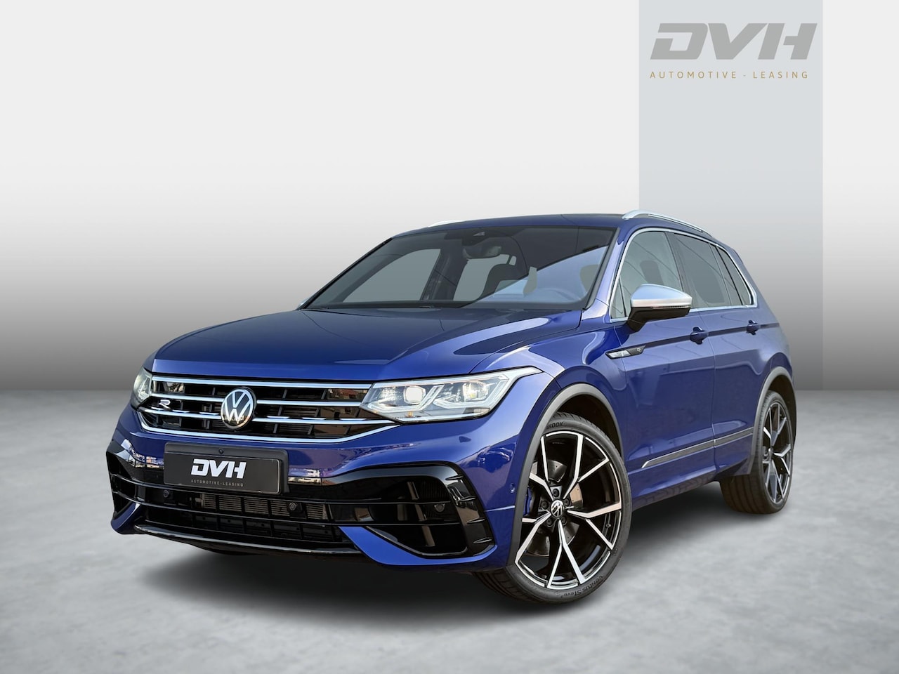Volkswagen Tiguan - 2.0 TSI R 75 Edition 4Motion PANO | H/K | HUD | TREKHAAK - AutoWereld.nl