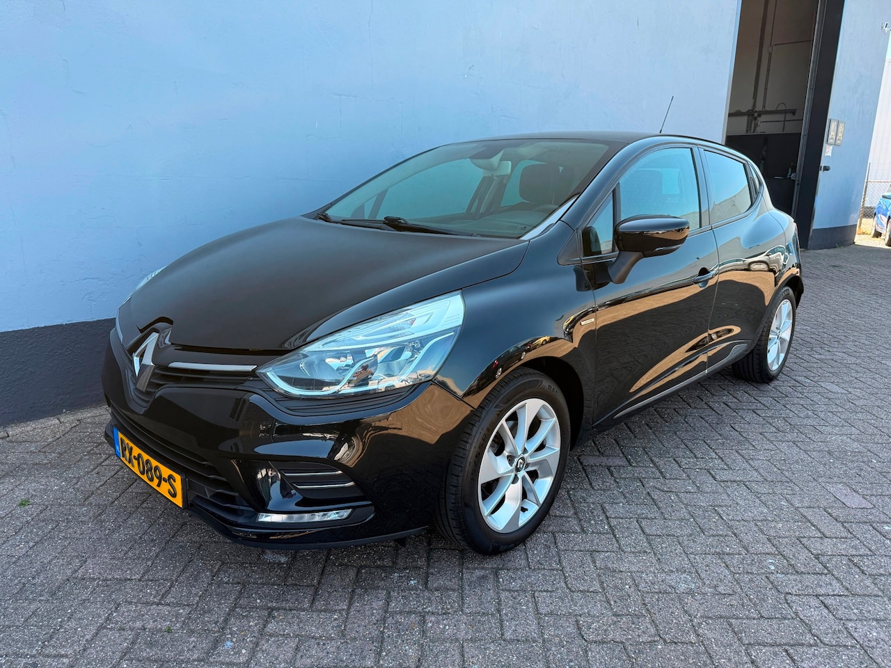 Renault Clio - 0.9 TCe Intens - Keyless - Cruise Control - AutoWereld.nl