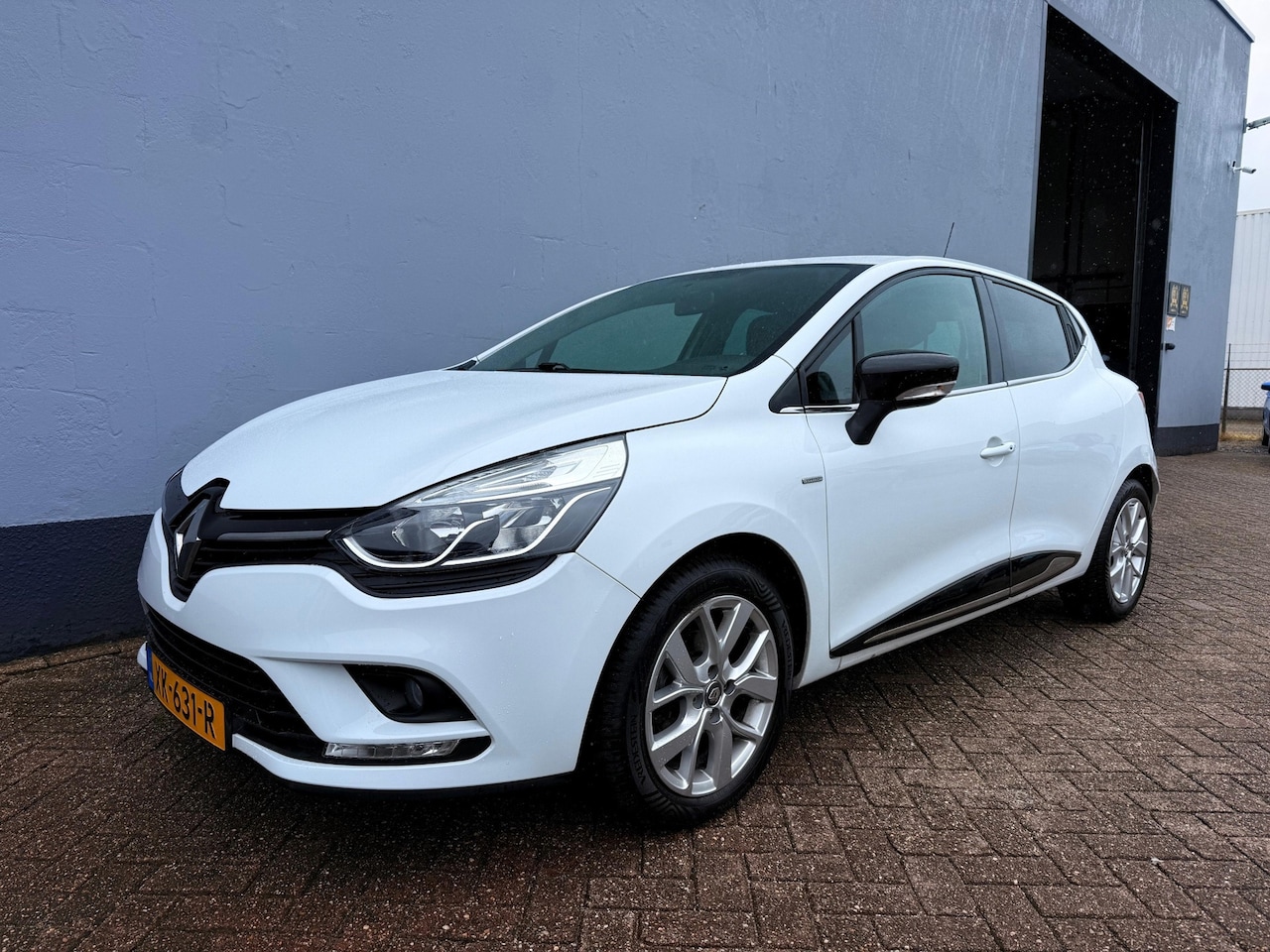 Renault Clio - 0.9 TCe Limited - Dealer Onderhouden - Keyless - AutoWereld.nl