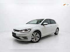Volkswagen Golf - 1.5 TSI Highline Business ACC/NAVI/MATRIX