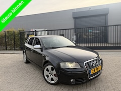 Audi A3 Sportback - A3 3.2V6 Quatr Stron Alcantara Bluet Clima 250PK