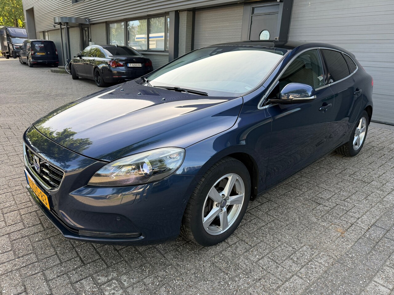 Volvo V40 - 2.0 D4 Ocean Race Business 2.0 D4 Ocean Race Business - AutoWereld.nl
