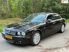 Jaguar XJ - 2.7D V6 Portfolio Zwart 2009 Volle auto