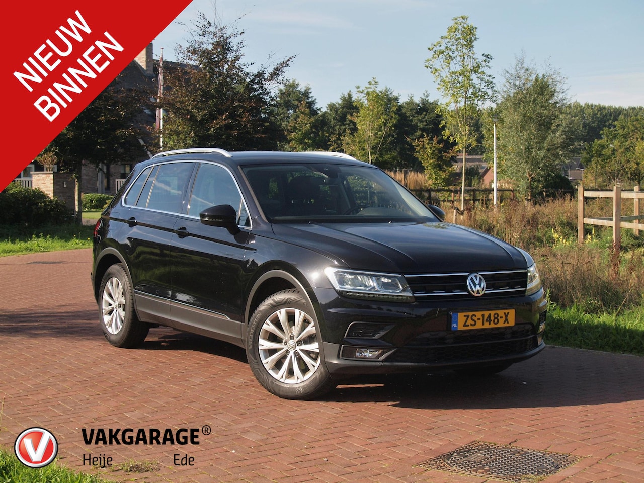 Volkswagen Tiguan - 1.5 TSI Comfortline Business | Apple Carplay | ACC | Parkeesensoren | DAB | NL-Auto | - AutoWereld.nl