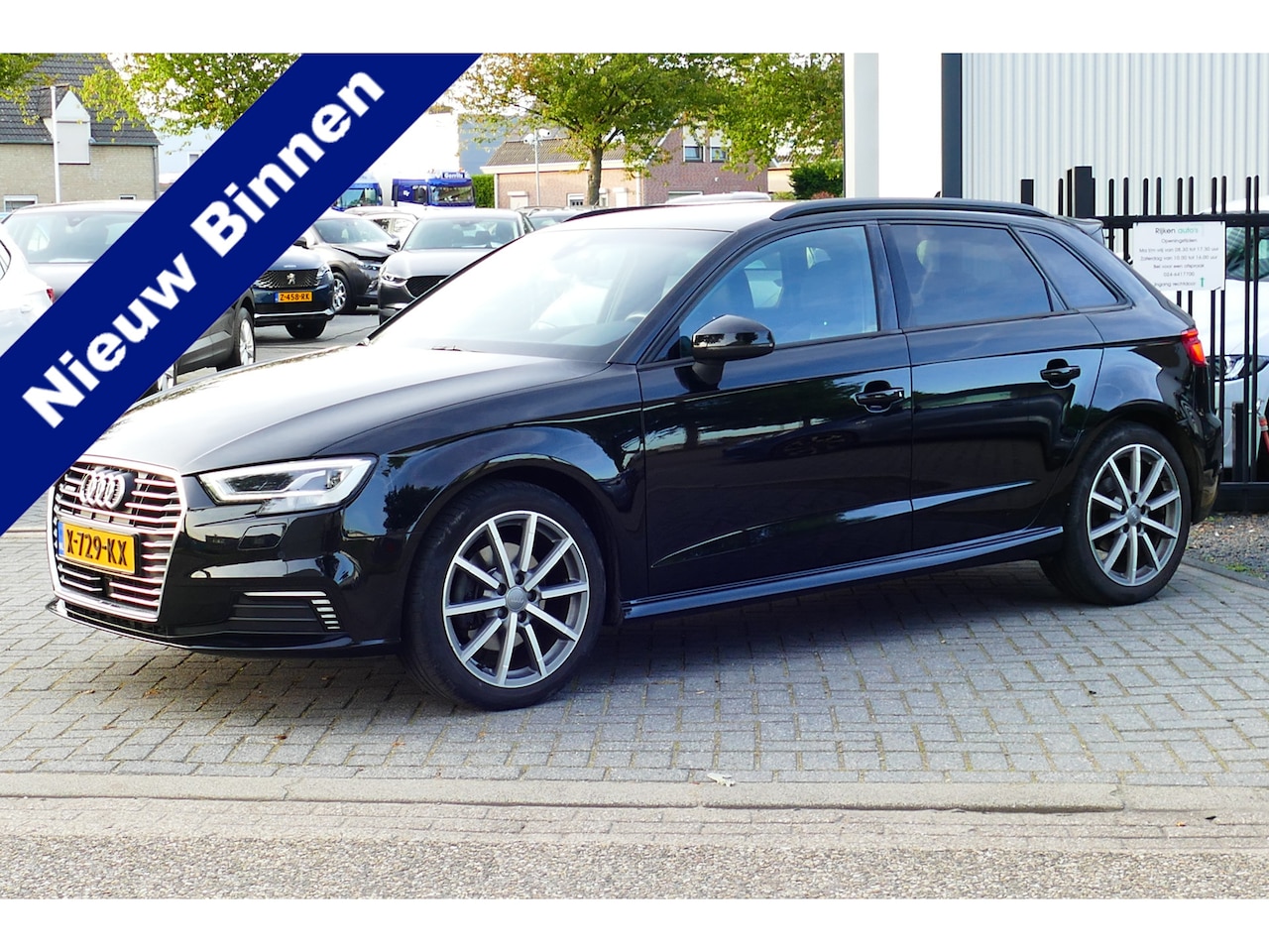 Audi A3 Sportback - 40 e-tron Advance Sport S-Line. Half Leer, StoelVerw, Navi, 18"LMV - AutoWereld.nl