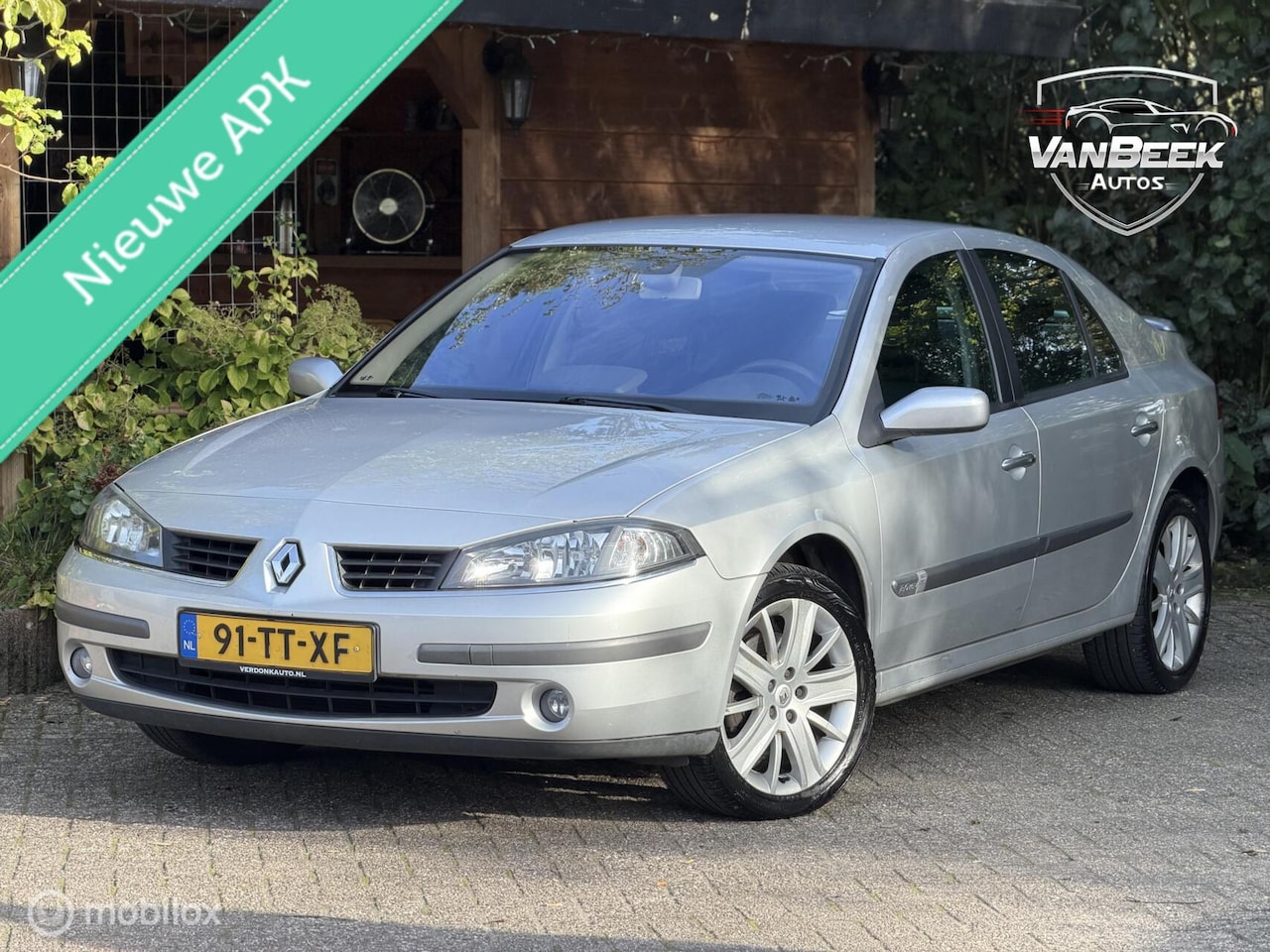 Renault Laguna - 2.0-16V Tech Line |Dealer onderhouden - AutoWereld.nl