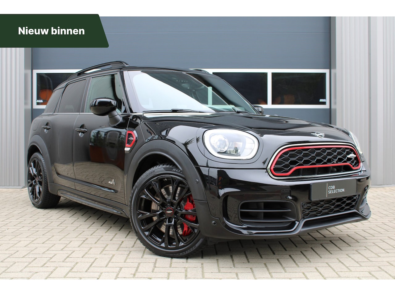 MINI Countryman - 2.0 John Cooper Works ALL4 Keyless/Panorama/JCW/Stoelverwarming/Sportstoelen - AutoWereld.nl