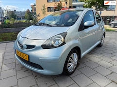 Toyota Aygo - 1.0-12V | 5-Deurs | Airco | Elektrisch pakket | Nieuwe koppeling