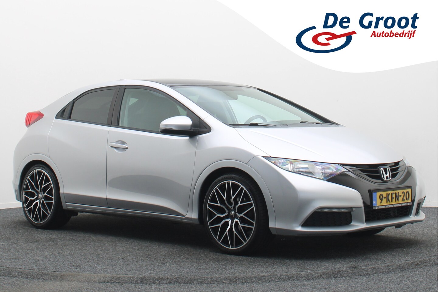 Honda Civic - 1.4 Comfort Climate, Elektrische Pakket, LED, Trekhaak, AUX/USB, 19'' - AutoWereld.nl
