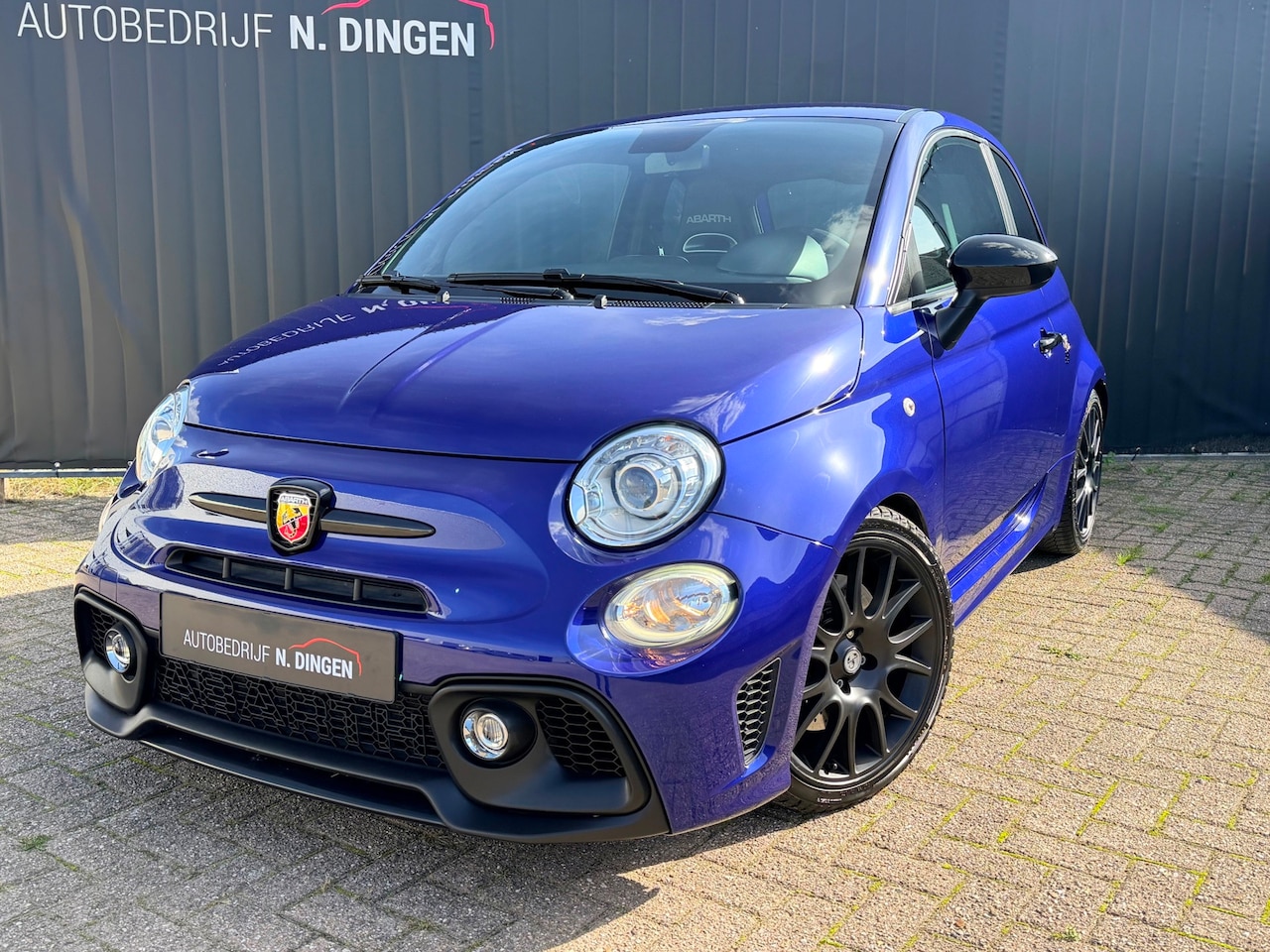 Fiat 500 Abarth - 1.4 T-Jet Competizione 180pk xenon Beats - AutoWereld.nl
