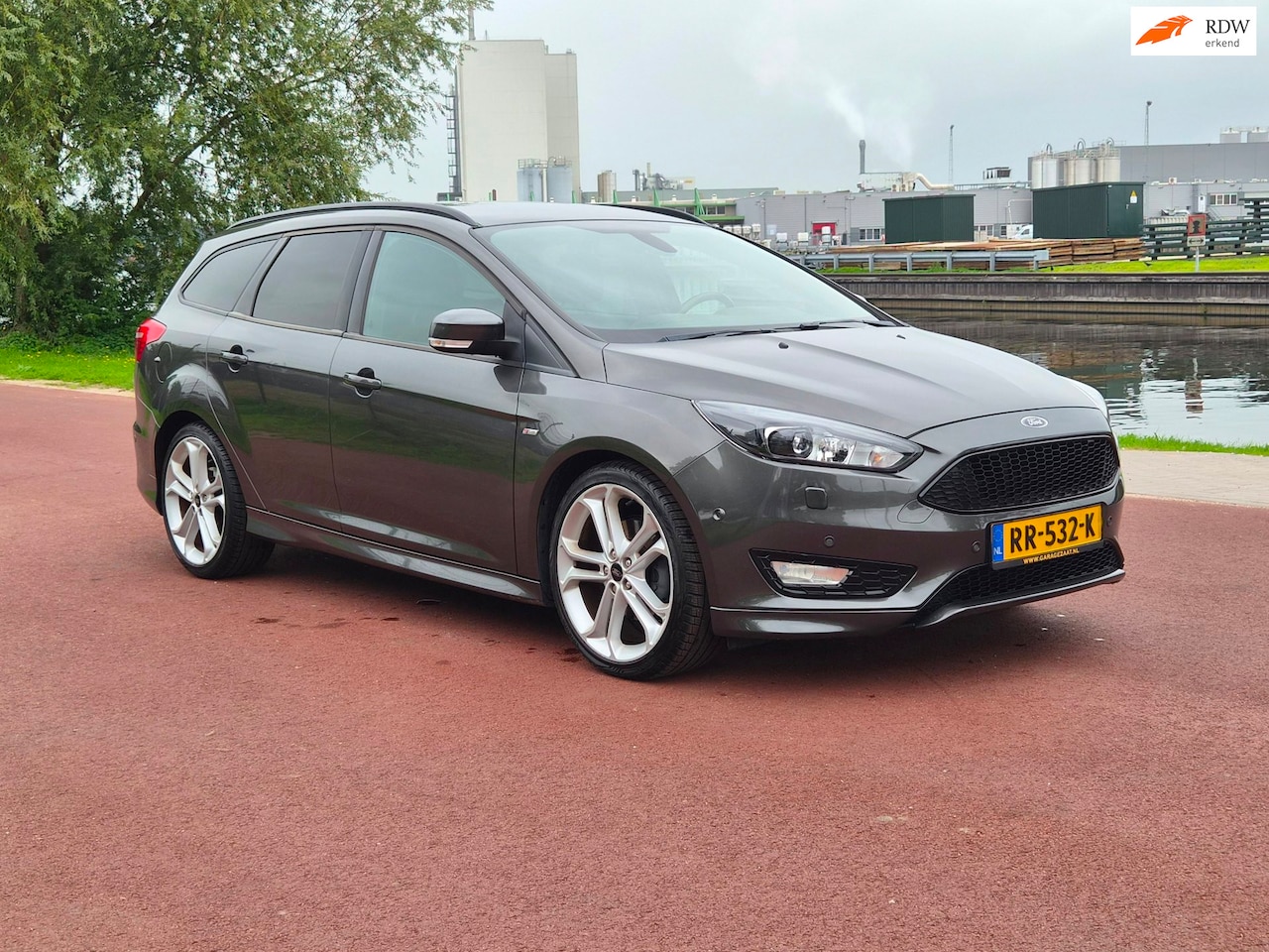Ford Focus Wagon - 1.5 ST-Line 6 MND GARANTIE | Stoelverw. | Stuurverw. | Voorruitverw. - AutoWereld.nl