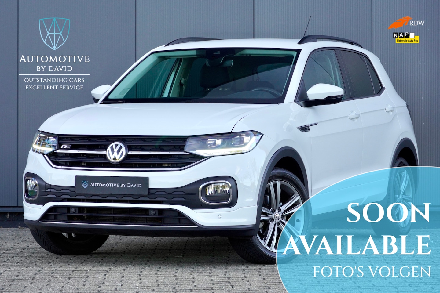 Volkswagen T-Cross - 1.0 TSI 116 pk R-LINE BUSINESS AUTOMAAT / ADAPTIEVE CRUISE CONTROL / NAVIGATIE / APPLE CAR - AutoWereld.nl