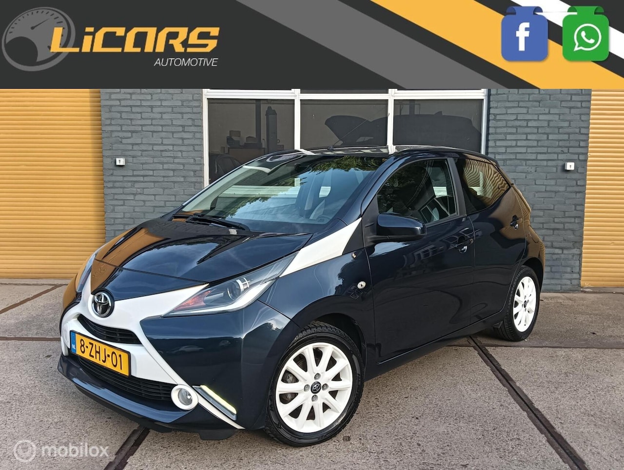 Toyota Aygo - 1.0 VVT-i x-play groot scherm/camera/navigatie - AutoWereld.nl
