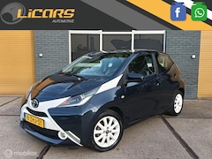 Toyota Aygo - 1.0 VVT-i x-play groot scherm/camera/navigatie