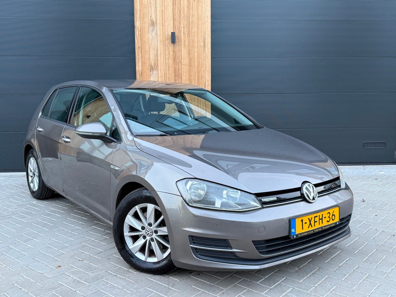 Volkswagen Golf - 1.6 TDI Comfortline BlueMotion(bj2014)NAVI|CLIMA|PARKSENSOR - AutoWereld.nl
