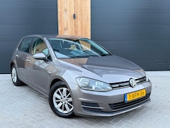 Volkswagen Golf - 1.6 TDI Comfortline BlueMotion(bj2014)NAVI|CLIMA|PARKSENSOR