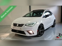SEAT Ibiza - 1.0 TSI FR Black Edition PANO KEYLESS BEATS CAMERA