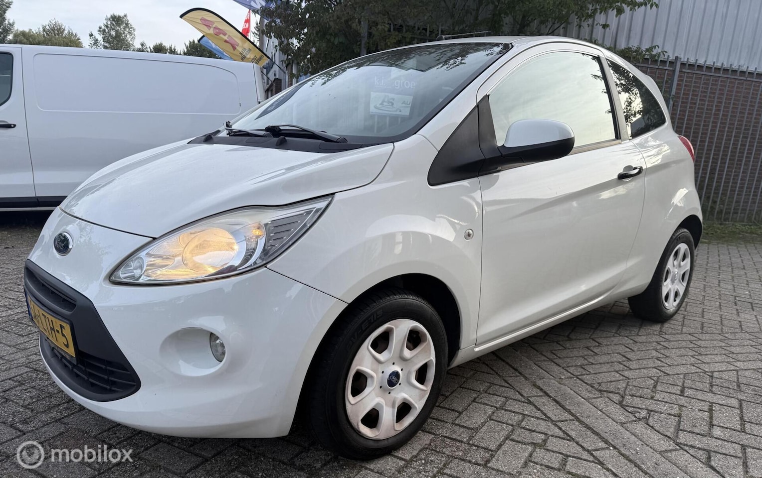 Ford Ka - 1.2 Titanium X airco elek buitensp.nap 1 jaar apk - AutoWereld.nl