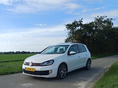 Volkswagen Golf - 2.0 GTI