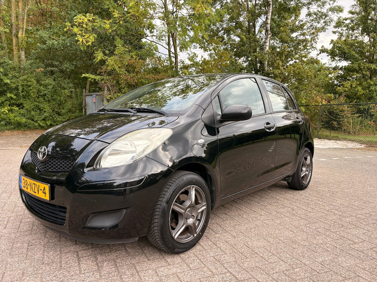 Toyota Yaris - 1.0 VVTi Acces ✅Toyota Yaris 1.0 VVT-i Access | 2011 | 169.514 KM NAP✅ - AutoWereld.nl