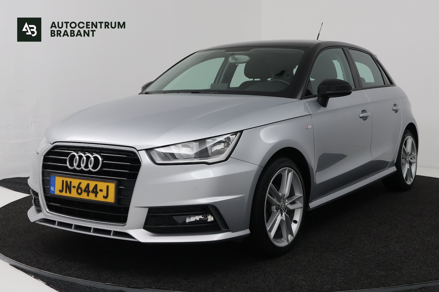 Audi A1 Sportback - 1.0 TFSI Adrenalin (CRUISE CONTROL, NAVIGATIE, AIRCO) - AutoWereld.nl