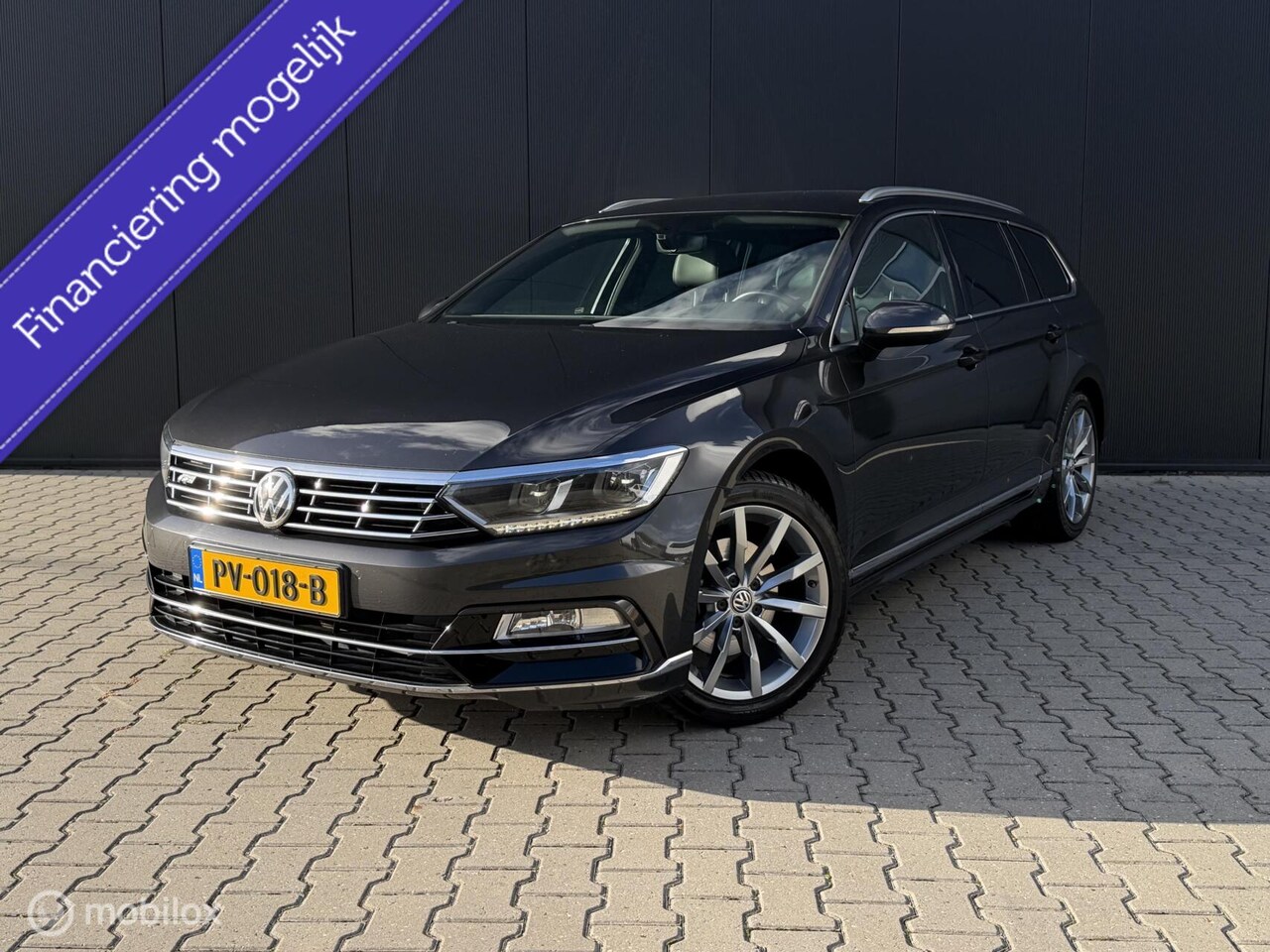 Volkswagen Passat Variant - 1.4 TSI Highline R-Line/Trekhaak/Virtual - AutoWereld.nl