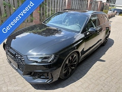 Audi RS4 - Avant 2.9 TFSI RS 4 quattro met rechter voorschade